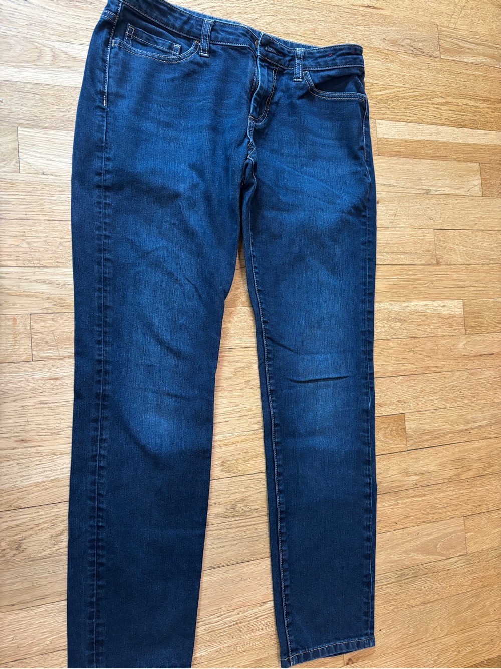 Banana Republic Women's Skinny Jeans in Dark Blue Denim